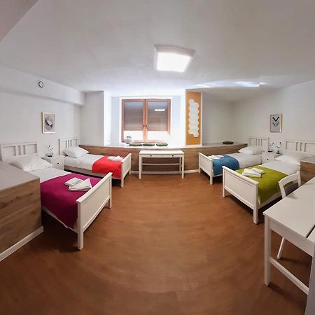 Stara Szwajcaria Bed & Breakfast Gliwice Eksteriør bilde