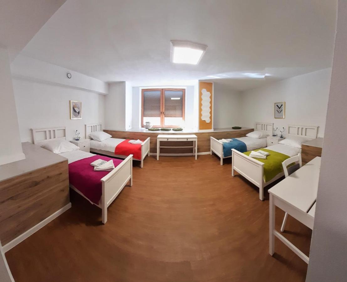 Stara Szwajcaria Bed & Breakfast Gliwice Eksteriør bilde